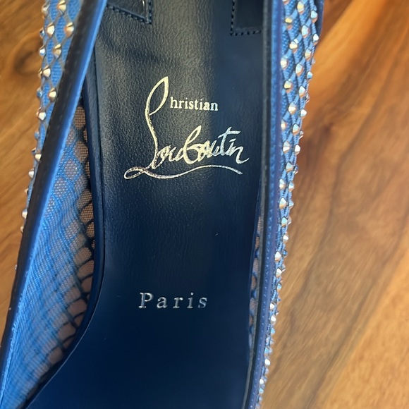 CHRISTIAN LOUBOUTIN
Apostropha Pump, Mesh Chrystal Embellished, NEW - Picture 11 of 16